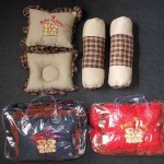perlengkapan bayi bantal guling